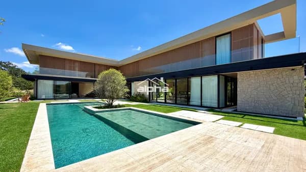 Fazenda Boa Vista - fundos para o lago, com lazer de clube!