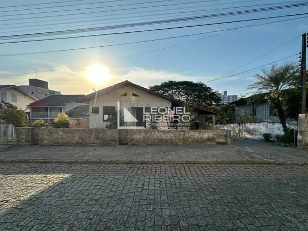 Casa com 7 dormitórios, 324,23m² à venda no bairro Imigrantes em Timbó/SC