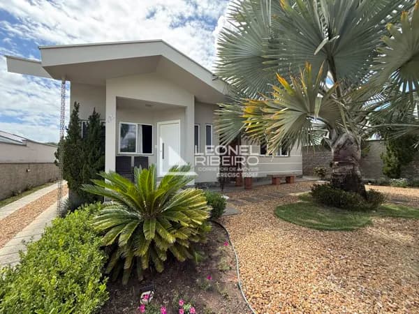 Casa com 3 dormitórios (suítes) à venda, 300 m² no bairro Quintino em Timbó/SC