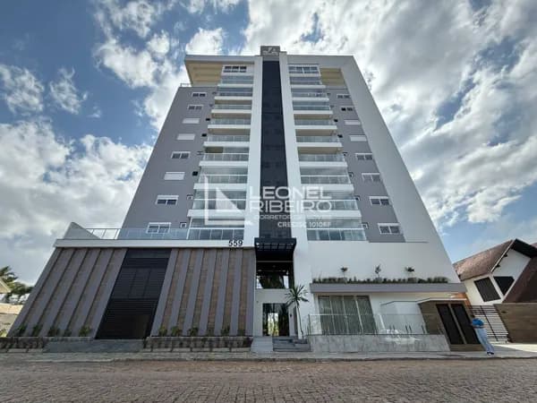 Apartamento com 3 dormitórios suítes à venda, 119 m² no bairro Centro em Timbó-SC