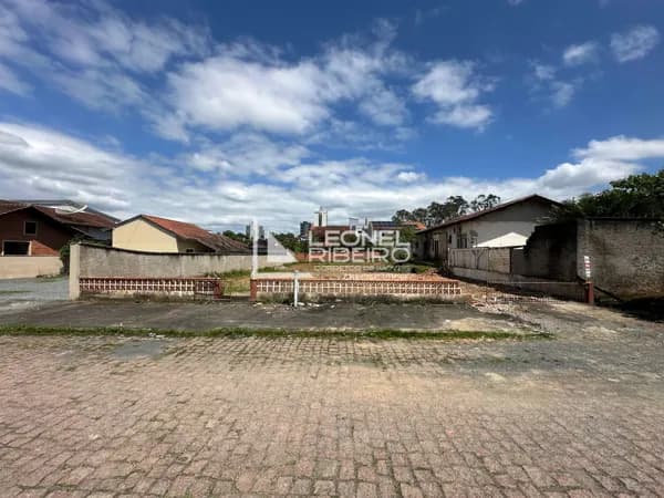 Terreno com 576m² à venda no bairro Das Capitais em Timbó/SC