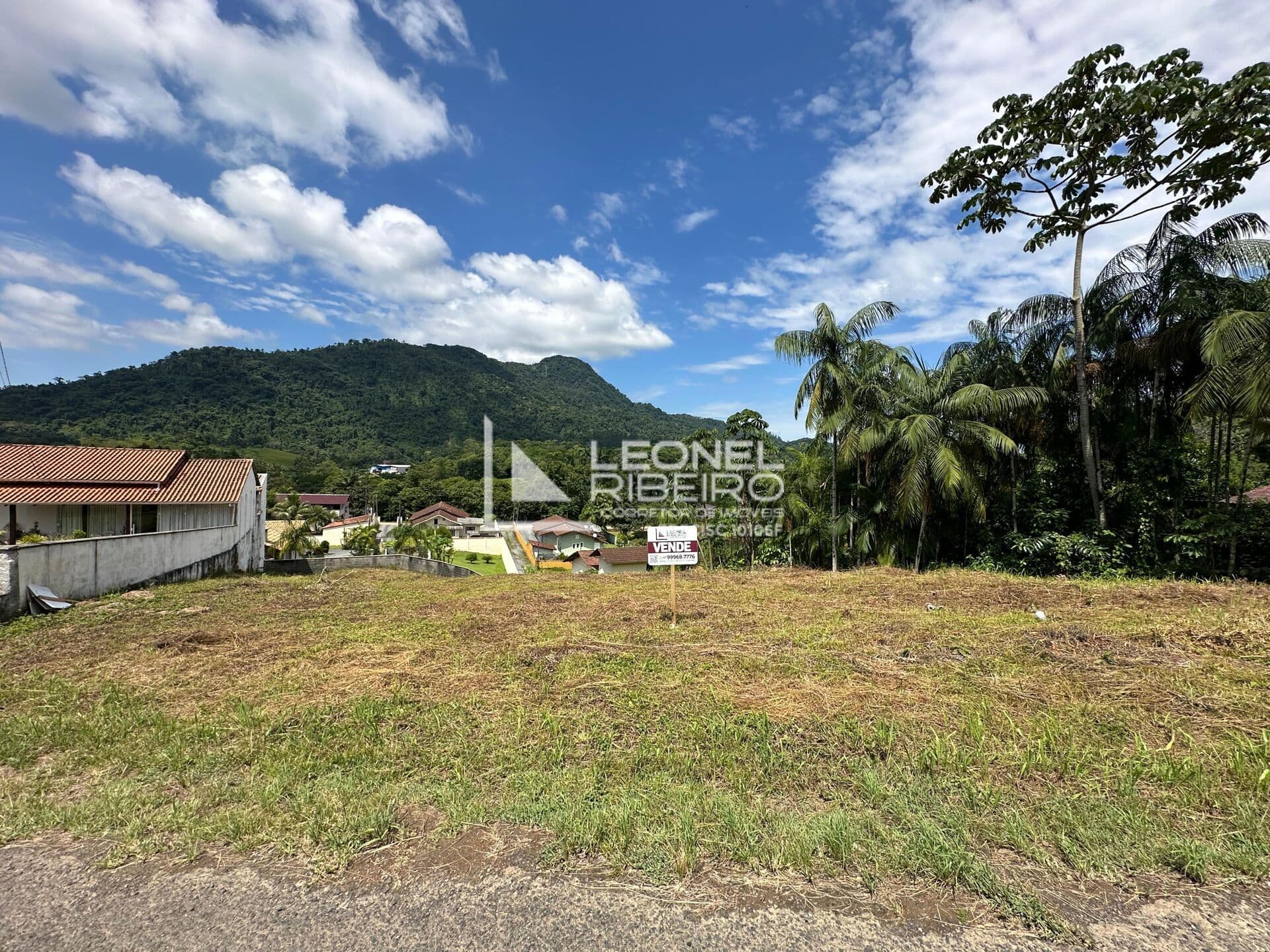 Terreno à venda, 900m² no bairro Dona Clara em Timbó/SC