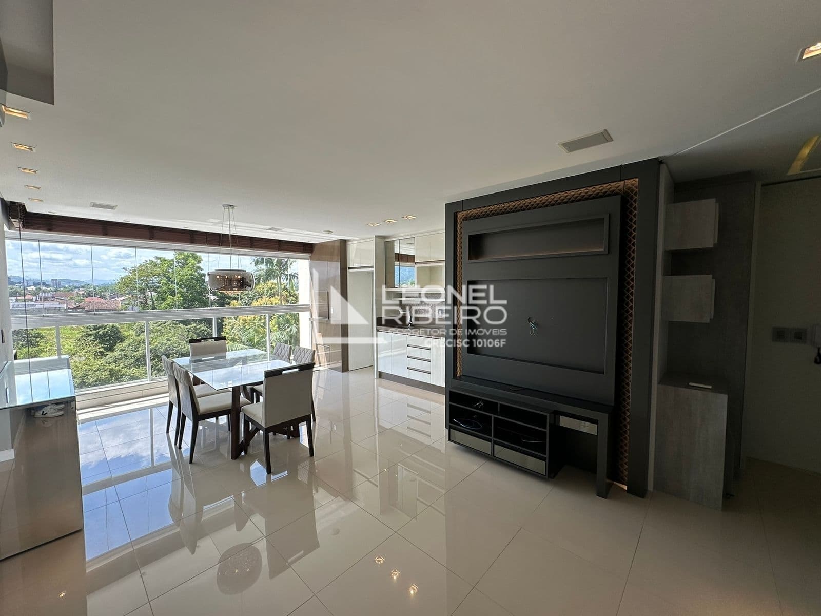 Apartamento com 2 dormitórios à venda, 74m² no bairro Das Nações em Timbó/SC.
