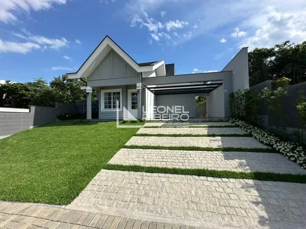 Casa Alto Padrão com 3 dormitórios (1 suíte) à venda, 128 m² no bairro Quintino em Timbó-SC