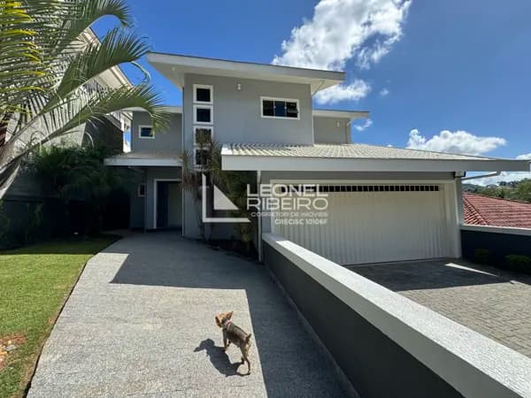 Casa com 3 dormitórios à venda, 195 m² no bairro Das Nações - Timbó/SC