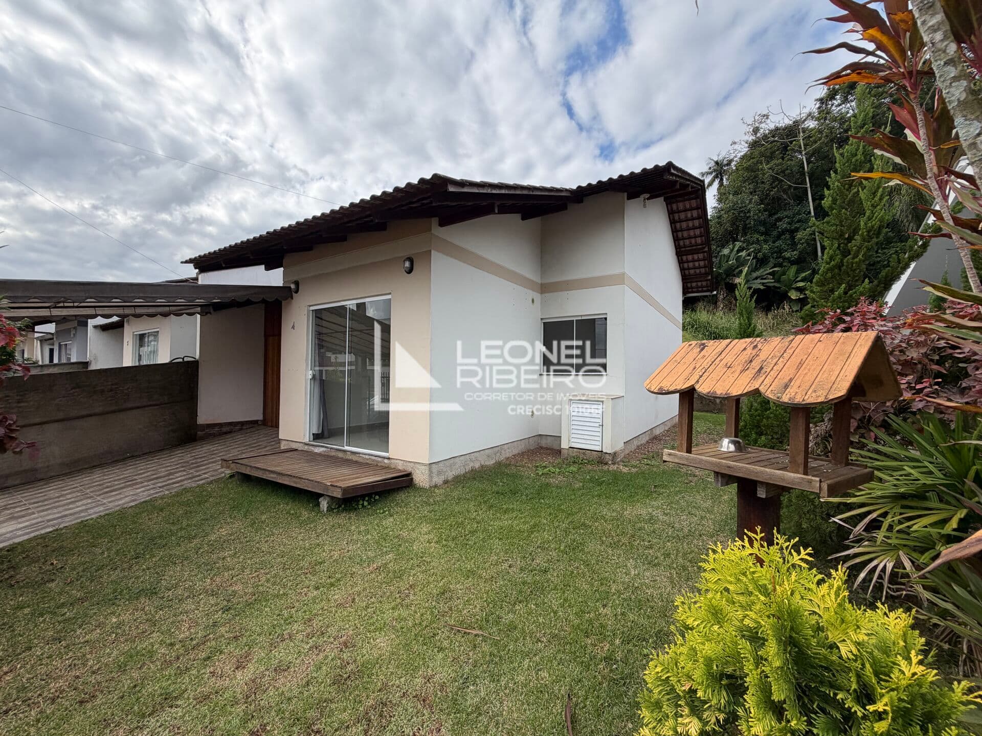 Casa com 2 dormitórios à venda, 74,30 m² no bairro Vila Germer em Timbó-SC