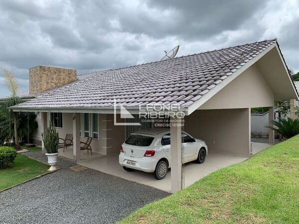 Casa com 3 dormitórios (1 suíte) à venda, 130 m² no bairro Quintino - Timbó/SC