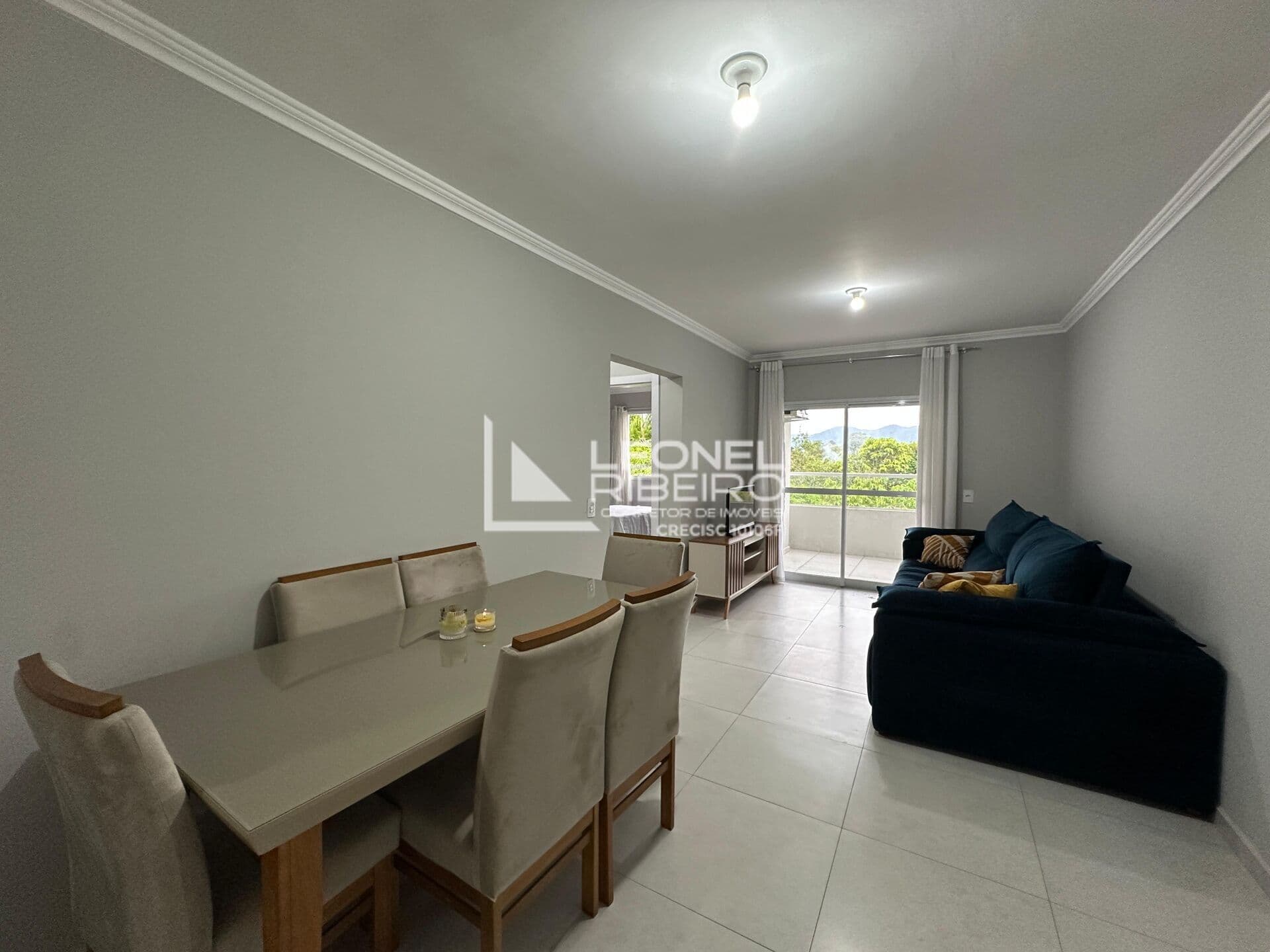 Apartamento com 2 dormitórios, 70 m² à venda no bairro Padre Martinho Stein em Timbó-SC