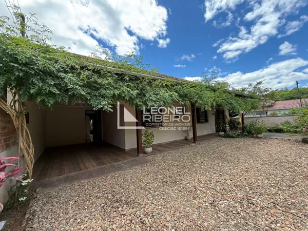 Casa com 3 dormitórios à venda, 253m² no bairro Padre Martinho Stein em Timbó/SC