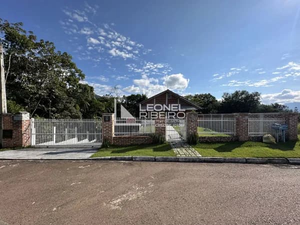 Casa com 2 dormitórios à venda, 100 m² no bairro Divinéia em Rio dos Cedros/SC