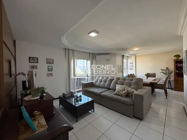 Apartamento à venda com 3 dormitórios, 120,57 m² no bairro Das Capitais em Timbó/SC