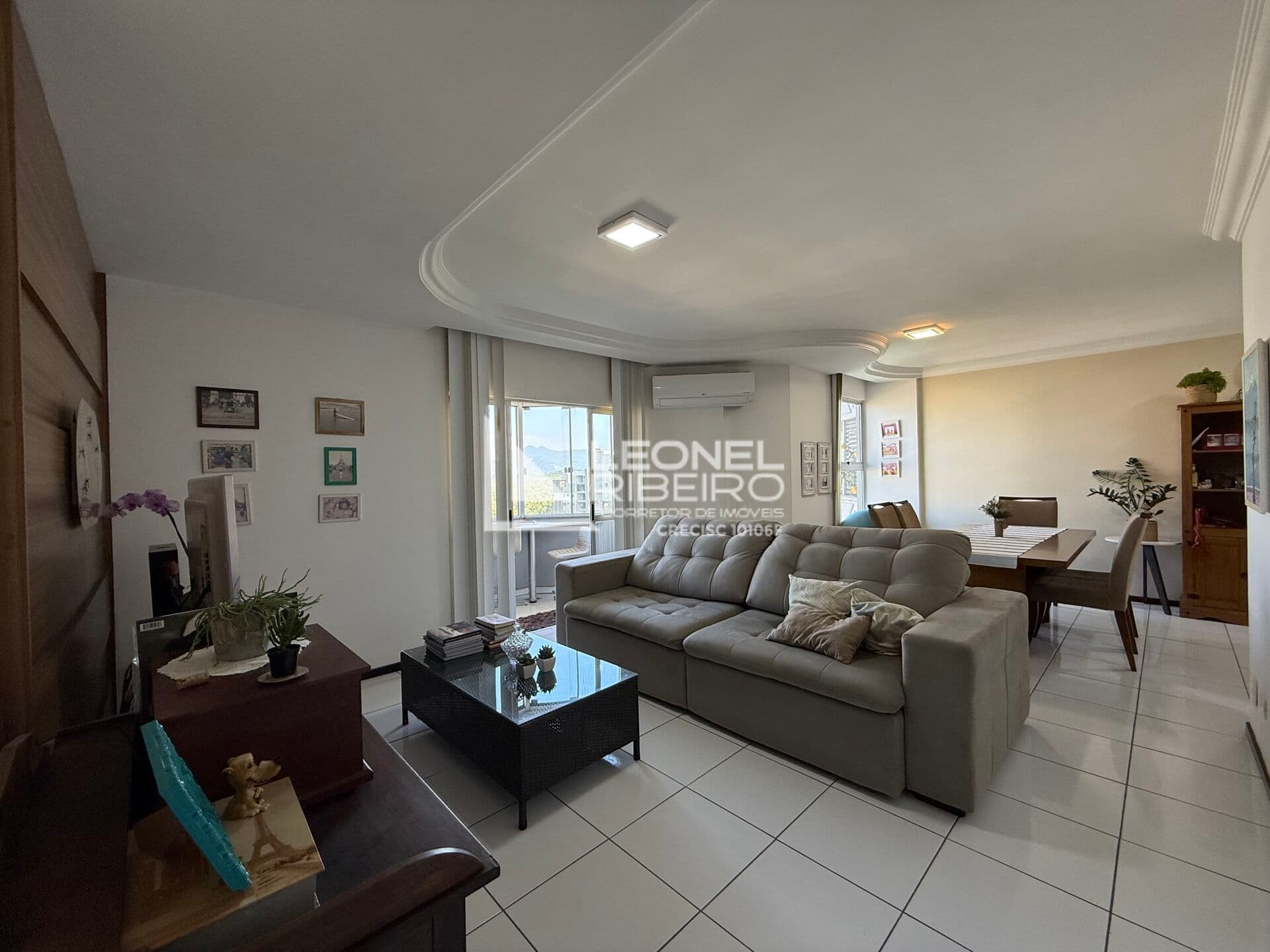 Apartamento à venda com 3 dormitórios, 120,57 m² no bairro Das Capitais em Timbó/SC