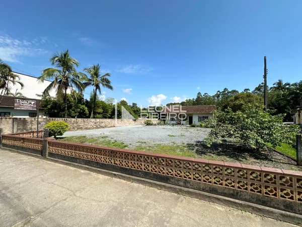 Casa à venda com 5 dormitórios no bairro Pomeranos em Timbó/SC