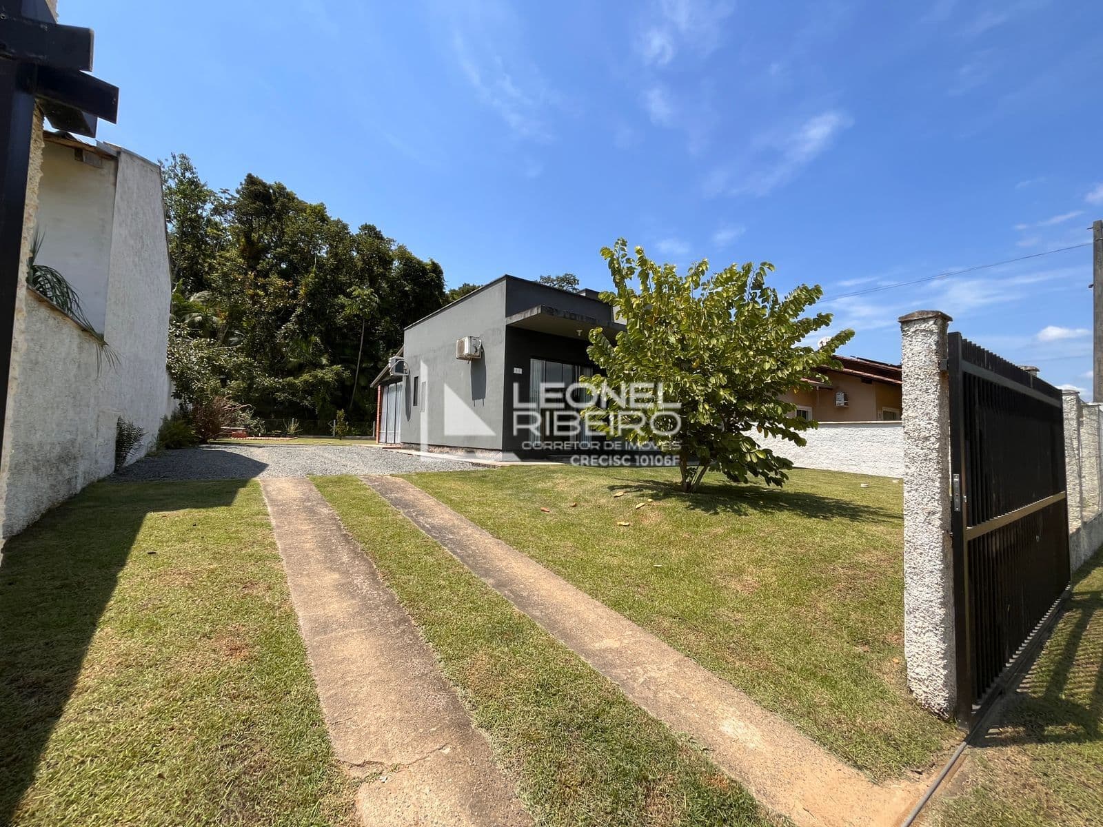 Casa com 2 dormitórios à venda, 85 m² no bairro Centro em Rio dos Cedros/SC