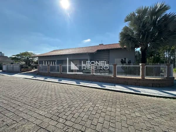 Casa com 4 dormitórios à venda, 258 m² no bairro Imigrantes em Timbó/SC