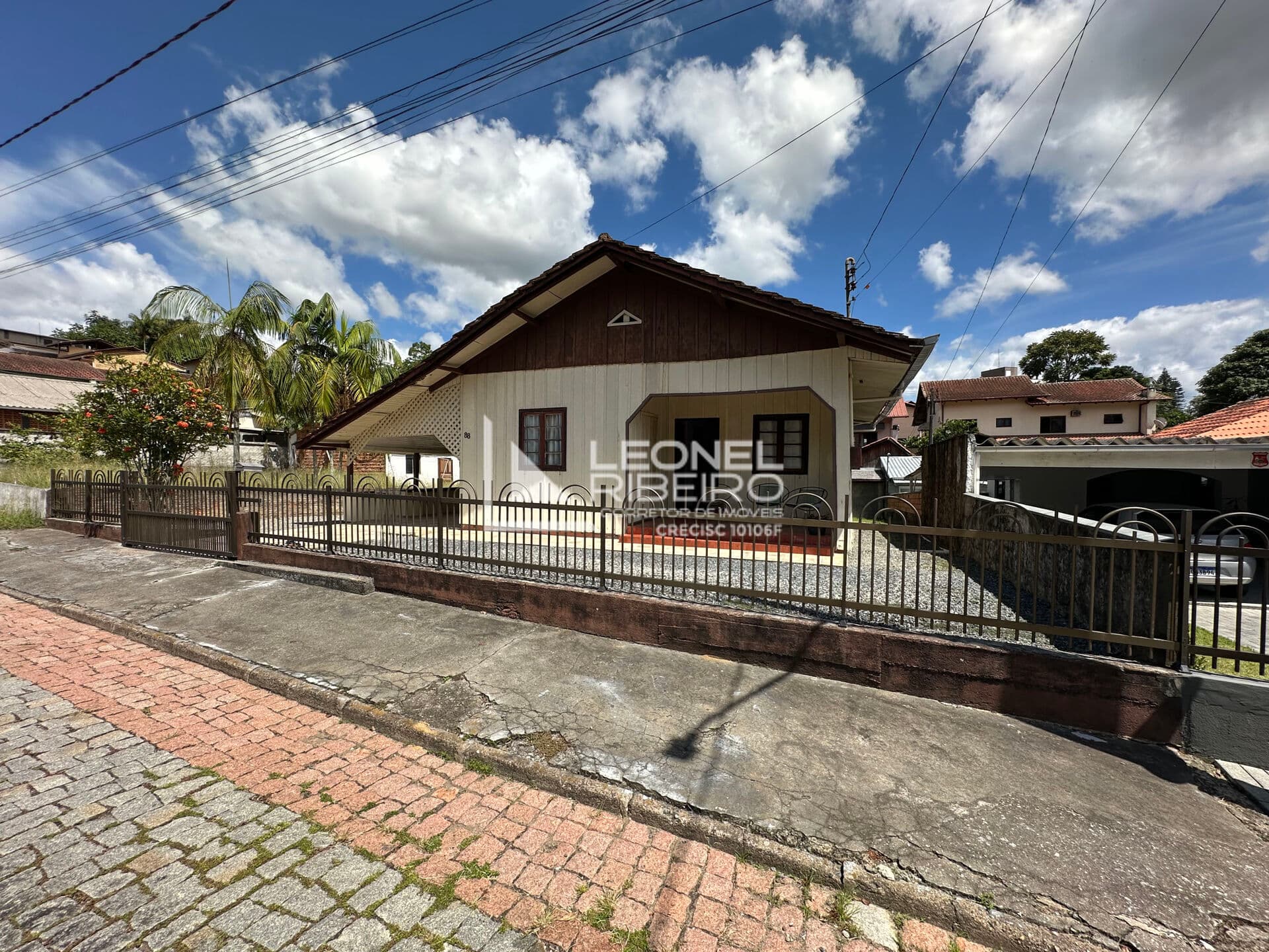 Casa com 2 dormitórios à venda, 158,10 m² no bairro Quintino em Timbó/SC
