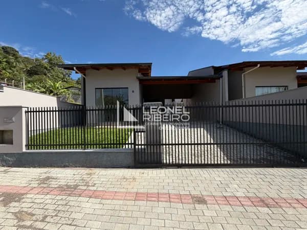 Casa com 2 dormitórios à venda, 86,20 m² no bairro Dos Estados em Timbó/SC