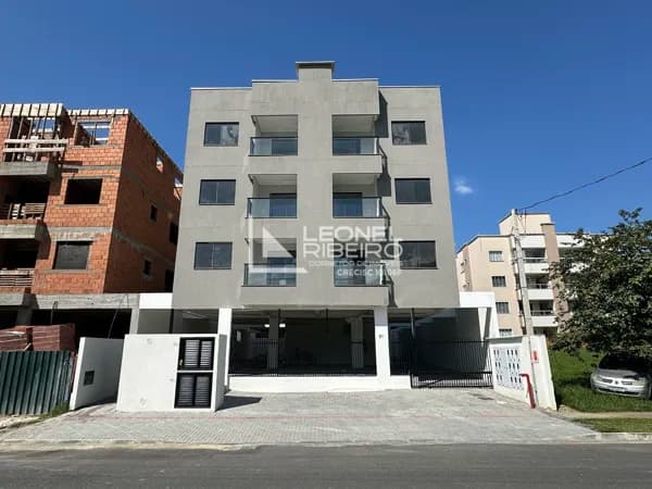 Apartamento com 2 dormitórios, 61,24 m² à venda no bairro Padre Martinho Stein em Timbó-SC