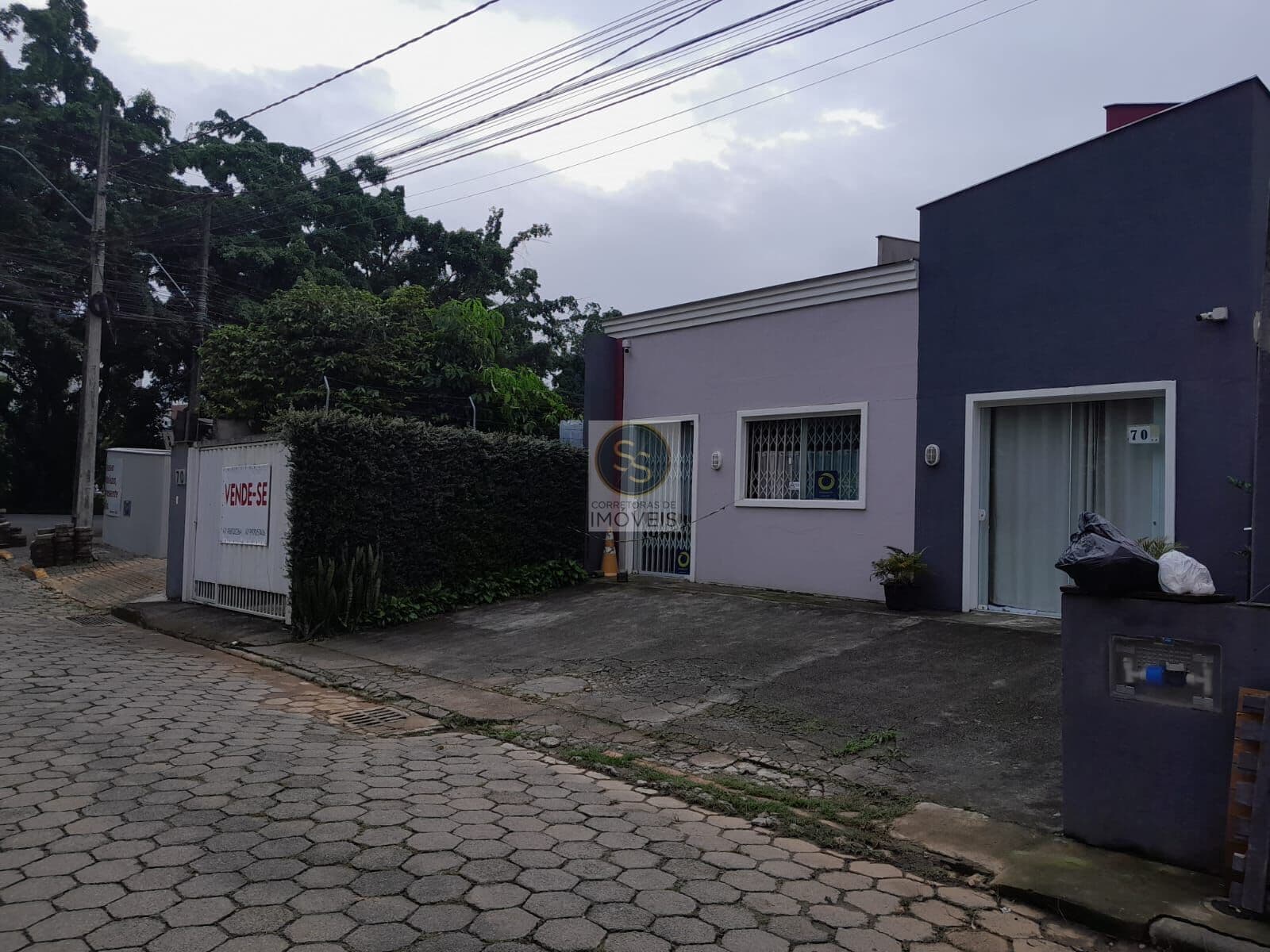 Casa Residencial/Comercial para Venda no bairro Saguaçu, localizado na cidade de Joinville/SC