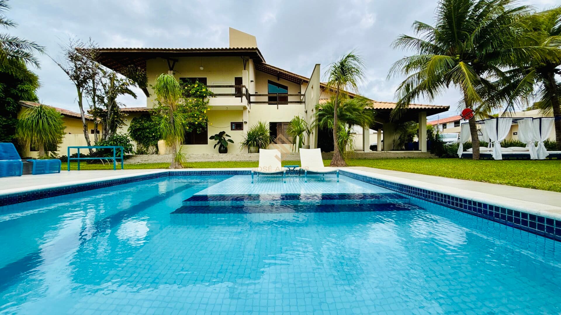 Residência Excepcional em Parnaíba: Luxo, Conforto e Lazer em Localização Estratégica