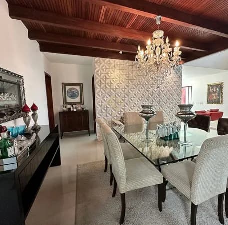 Casa Alto Padrão com Piscina no bairro São Benedito