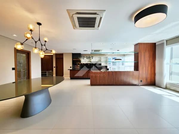 Apartamento 2 suítes à venda, 216m² no Landmark Residence - Gleba Palhano, Londrina