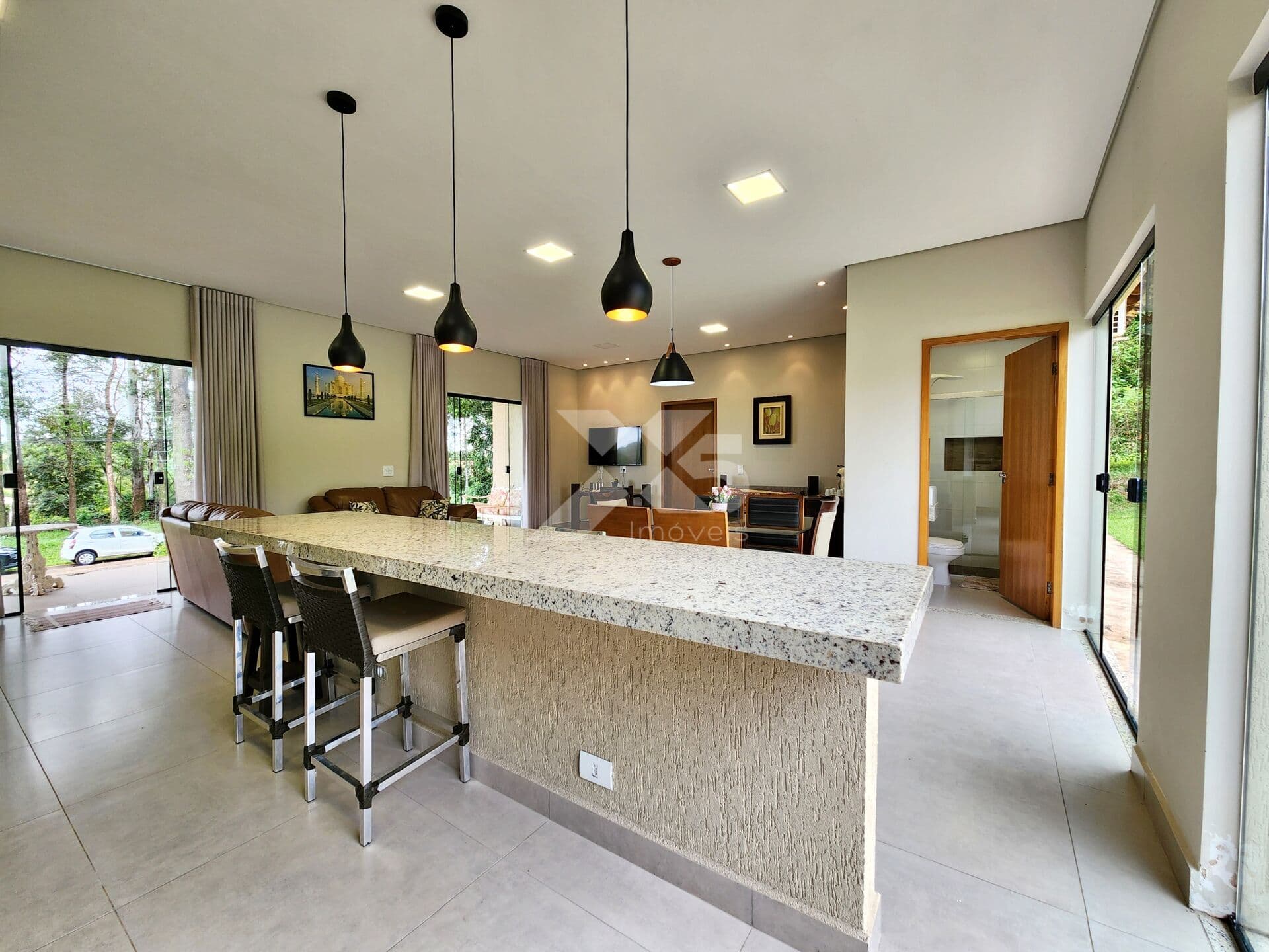 Casa térrea em condomínio 4 quartos (2 suítes) à venda, 250m² no Estância Santa Paula - Estância Santa Paula, Londrina