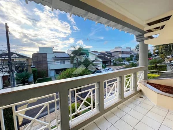 Sobrado 4 Quartos, À Venda no Terras de Santana II em Londrina