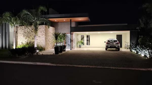 Casa em `venda no Condomínio Villagio do Engenho em Cambé,