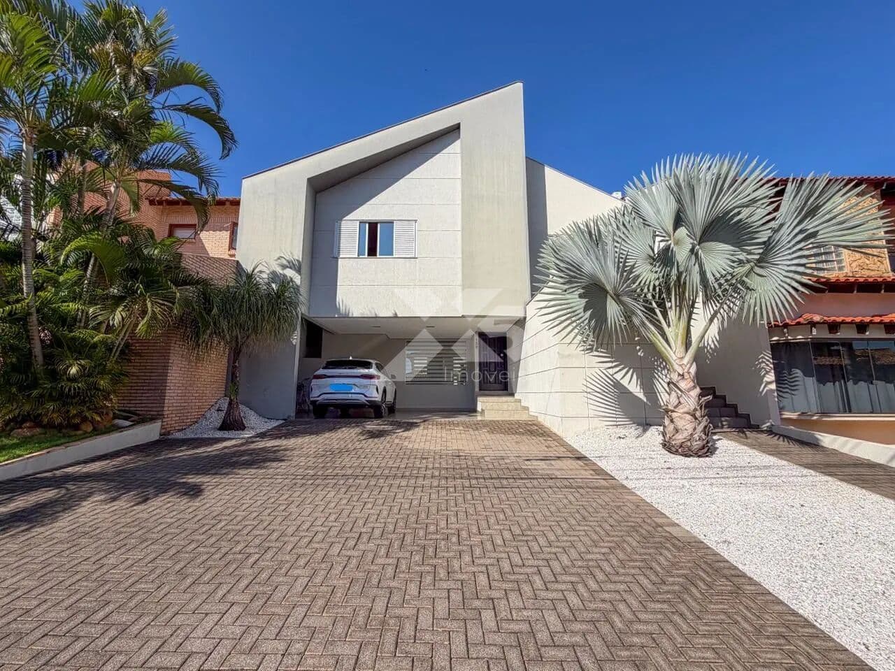 Casa em condomínio 4 quartos (1 suíte) à venda, 315m² no Vale das Araucarias - Tucanos, Londrina
