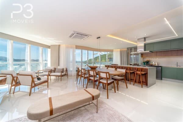 Apartamento Alto Padrão à Venda de Frente para o Mar, na Barra Sul em Balneário Camboriú - SC!