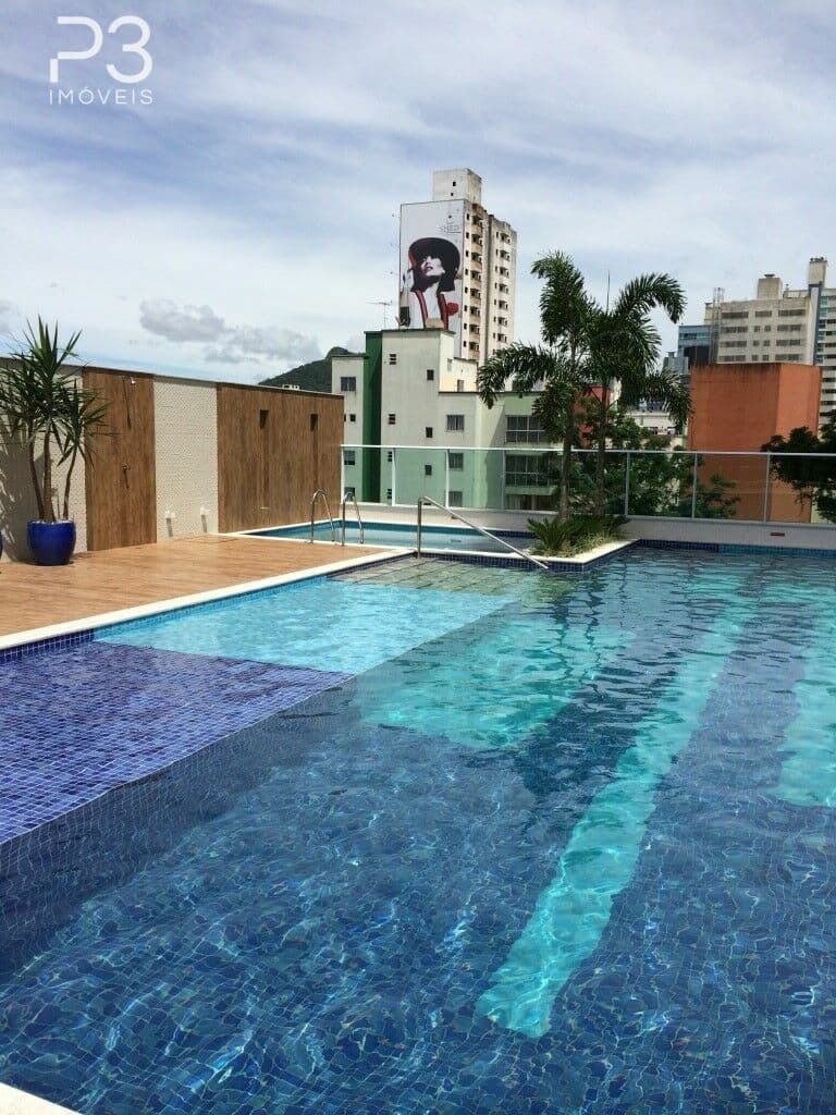 Apartamento Alto Padrão à Venda no Centro de Balneário Camboriú - SC!