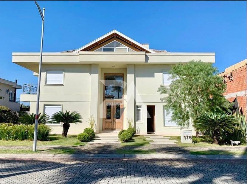 Casa à venda no Condomínio Tamboré 10 - Santana de Parnaíba - SP