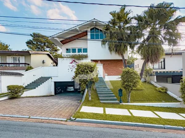 Casa á venda por R$ 5.750.000,00 com 4 suítes a venda em Alphaville Residencial Um, Barueri