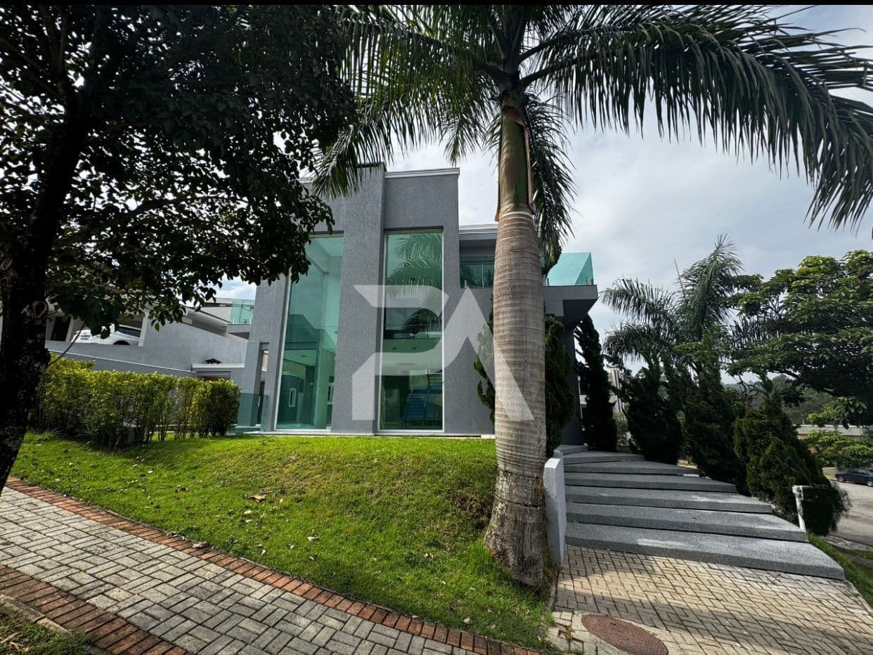 Casa moderna e pronta pra morar.