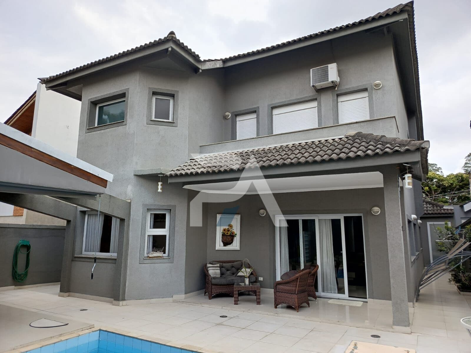 Casa à venda no Residencial 06 em Alphaville - Santana de Parnaíba - SP