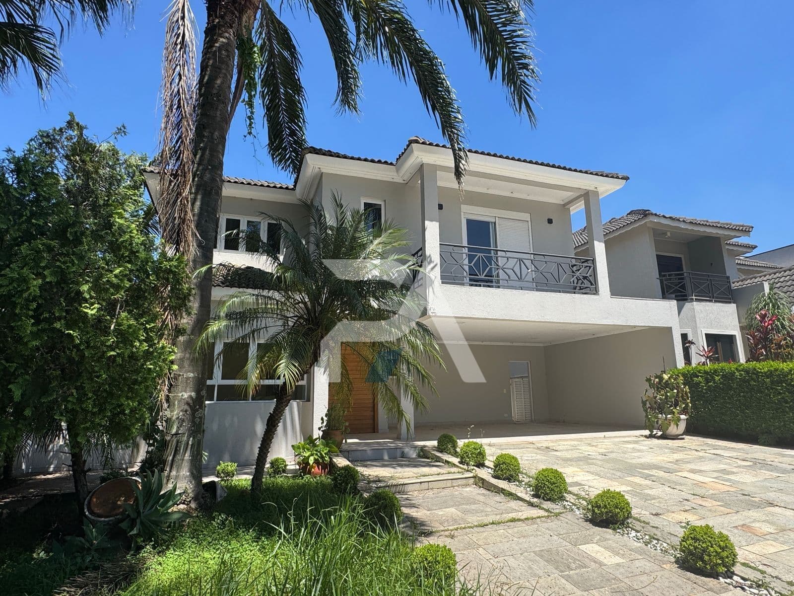 Casa à venda no residencial 18 do Forte em Alphaville- Santana de Parnaíba - SP