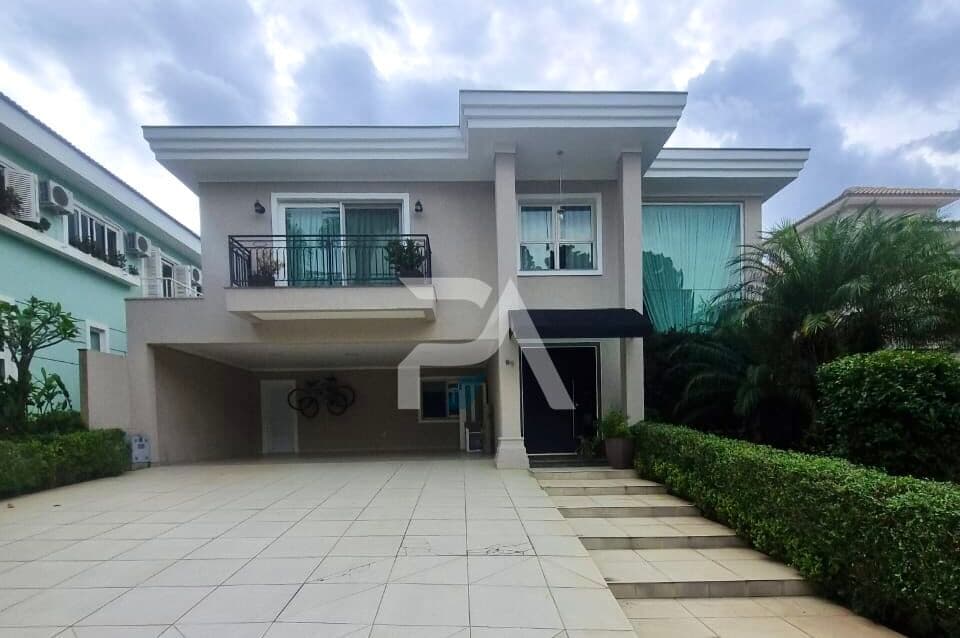 Casa linda para alugar de Alto Padrão