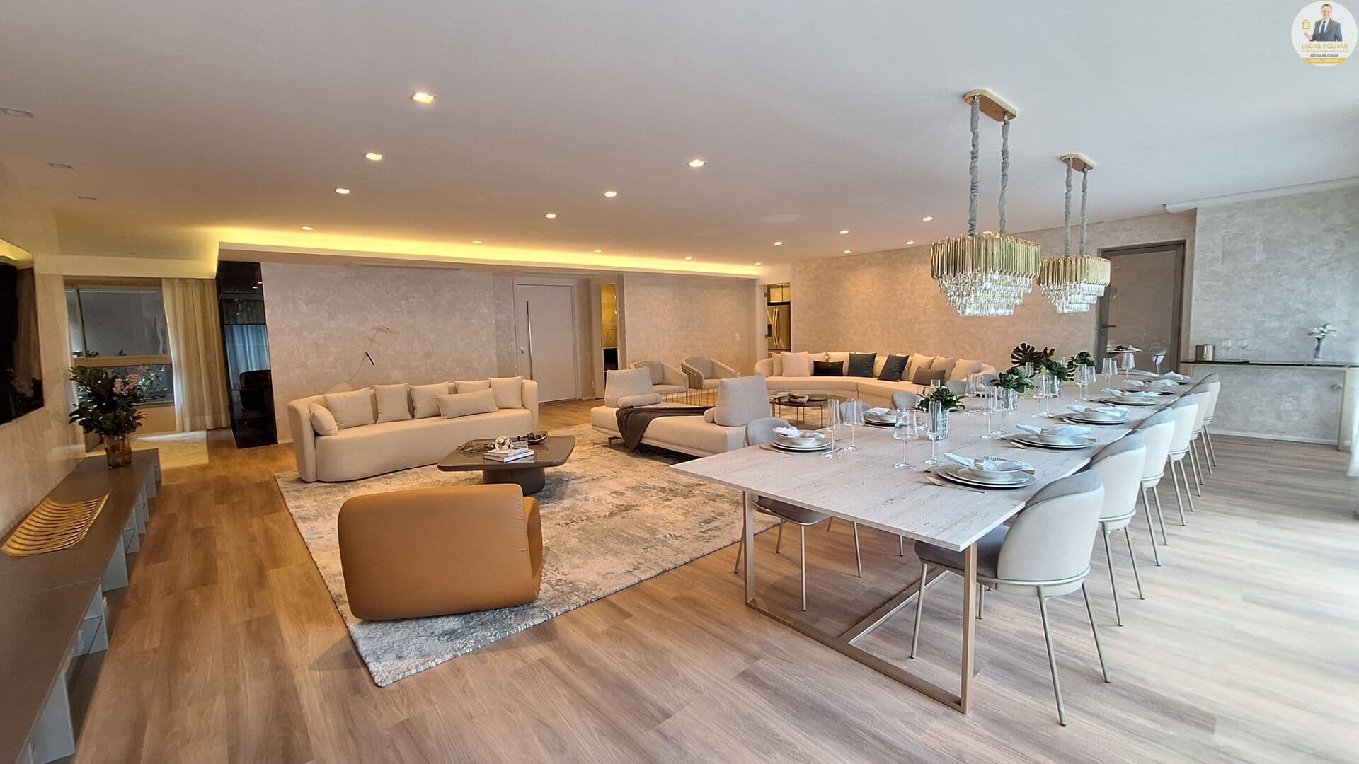 CYRELA MOEMA by YOO | Apartamento Alto Padrão com 269m² - 3 ou 4 Suítes | 3 Vagas | Lazer Completo incluindo Quadra de Tênis - Piscina Coberta e Sauna. No bairro de Indianópolis, São Paulo/SP.