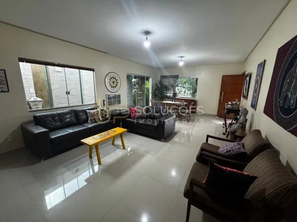 3 Quartos c/ suíte | Energia Fotovoltaica | 300m² | Jardim Europa II | R$1.100.000,00