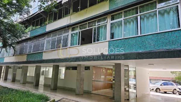 Apto Reformado SQN 406 Asa Norte | 3 Quartos | Vazado | Vista Livre | 77m² | R$890.000,00