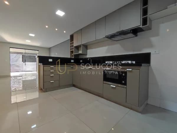 Casa de esquina 3 Quartos c/ 2 suítes | 5 vagas | AR 14 Sobradinho II | R$690 mil
