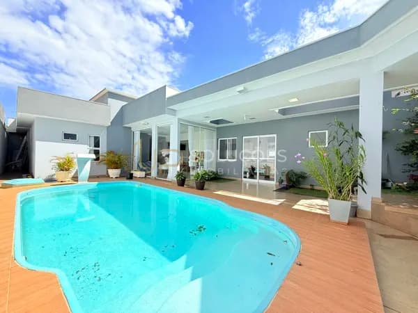 Casa 3 Quartos (Suíte), Cozinha C/ Planejados + Área Gourmet Completa | Quadra 05, Sobradinho-DF
