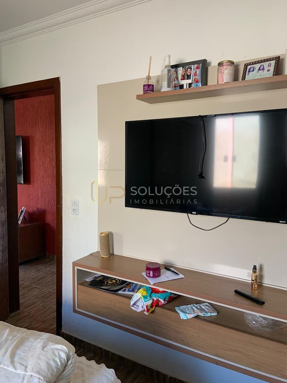 Casa em Condomínio, Cozinha Planejada, Varanda, Portão Eletrônico, Casa de Apoio| Condomínio Serra Azul, Sobradinho/DF