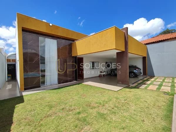 Casa 3 Quartos (Suíte c/ Closet), Piscina + Cozinha c/ Armários | ESCRITURADA | Cond. Vivendas Alvorada I