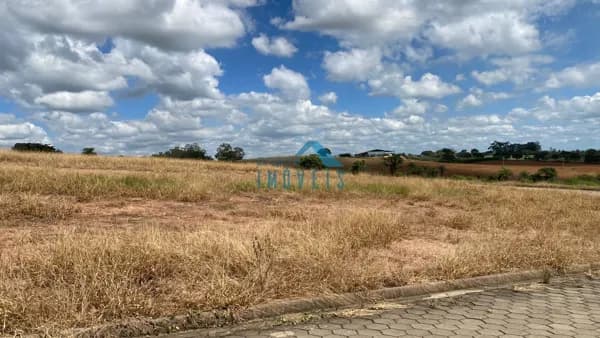 Lote/Terreno em São João Batista do Glória - Mirante da Serra