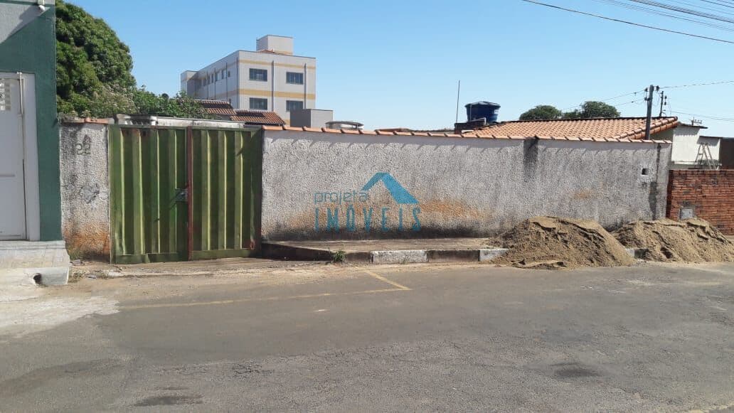 Lote/Terreno em Passos - Centro
