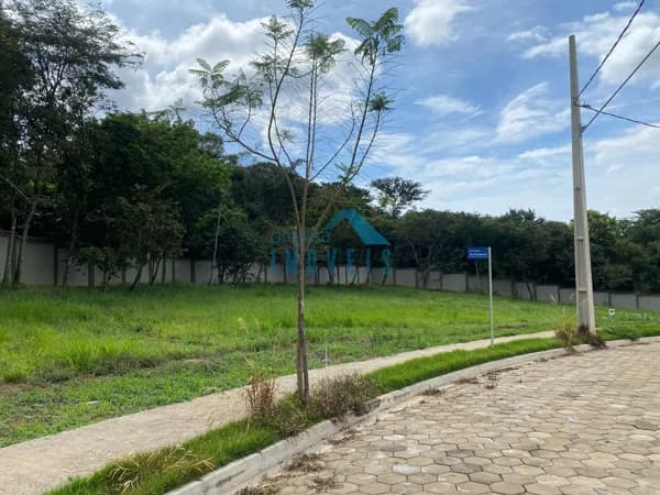 Lote/Terreno em São João Batista do Glória - CONDOMÍNIO JARDINS DE MONET