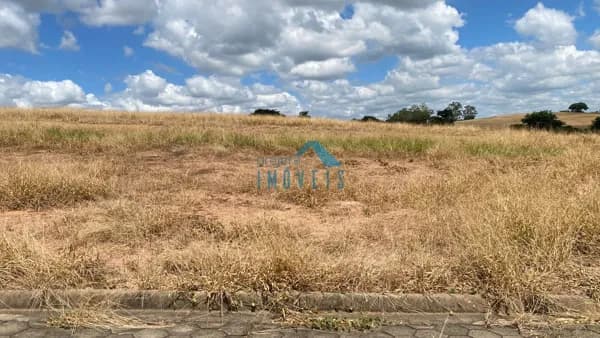 Lote/Terreno em São João Batista do Glória - Mirante da Serra