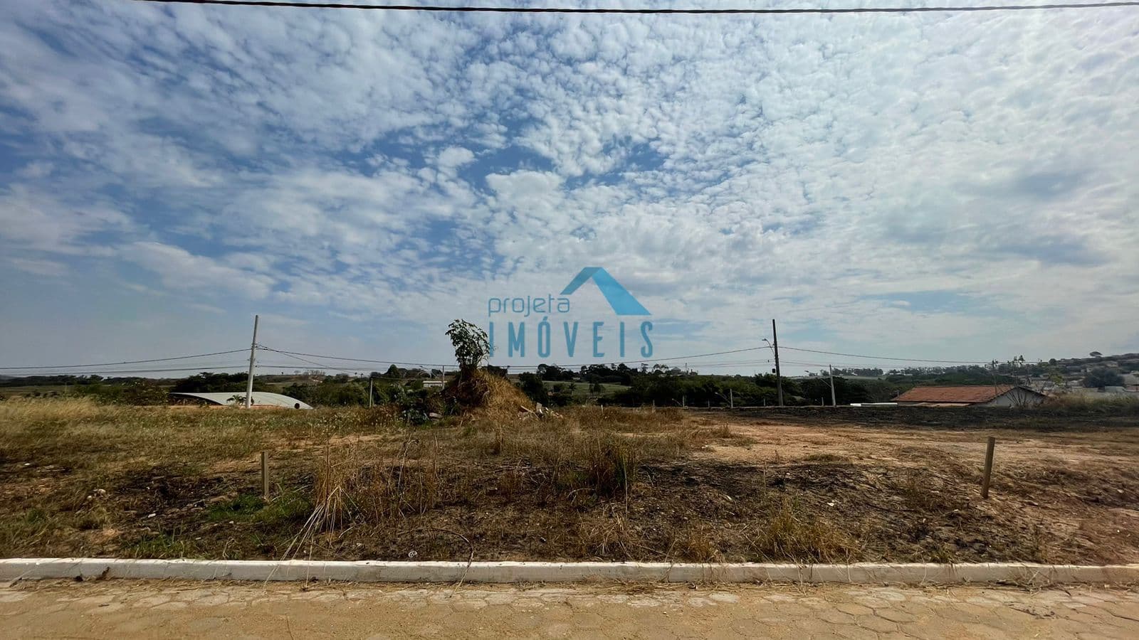 Lote/Terreno em São João Batista do Glória - Centro